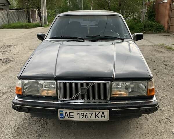 Чорний Вольво 760, об'ємом двигуна 2.4 л та пробігом 150 тис. км за 1600 $, фото 8 на Automoto.ua