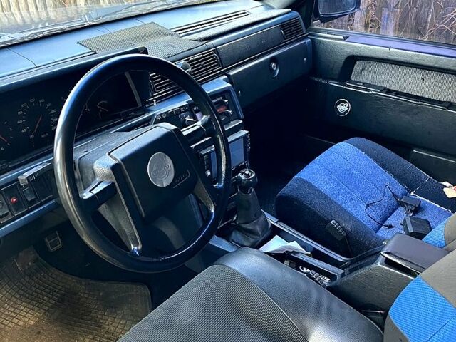 Сірий Вольво 760, об'ємом двигуна 2.4 л та пробігом 100 тис. км за 1100 $, фото 4 на Automoto.ua