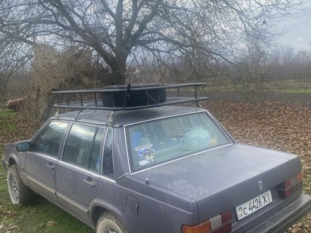 Сірий Вольво 760, об'ємом двигуна 0 л та пробігом 400 тис. км за 2200 $, фото 4 на Automoto.ua