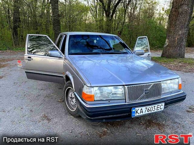 Серый Вольво 760, объемом двигателя 2.3 л и пробегом 252 тыс. км за 1670 $, фото 1 на Automoto.ua