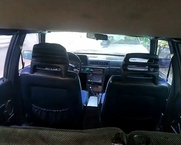 Серый Вольво 760, объемом двигателя 2.3 л и пробегом 250 тыс. км за 1000 $, фото 6 на Automoto.ua