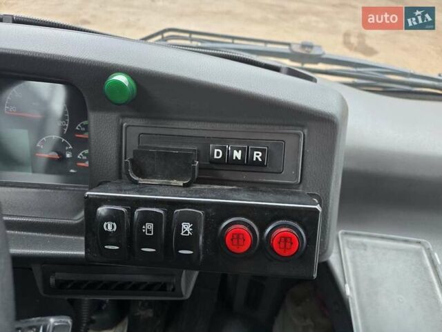 Білий Вольво 7700, об'ємом двигуна 9.37 л та пробігом 500 тис. км за 17900 $, фото 8 на Automoto.ua