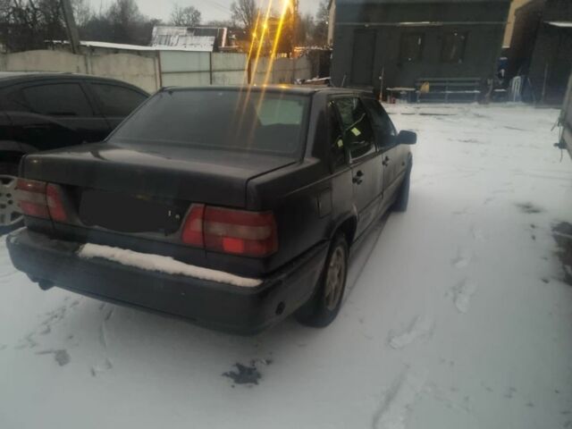 Черный Вольво 850, объемом двигателя 2.3 л и пробегом 300 тыс. км за 2500 $, фото 2 на Automoto.ua