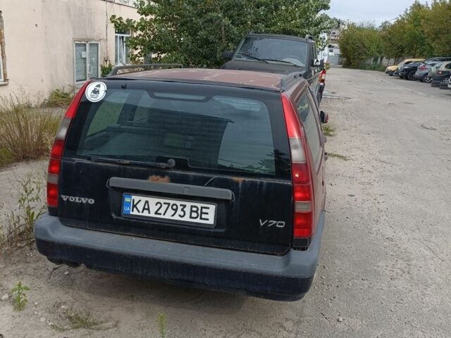 Красный Вольво 850, объемом двигателя 2 л и пробегом 500 тыс. км за 800 $, фото 2 на Automoto.ua