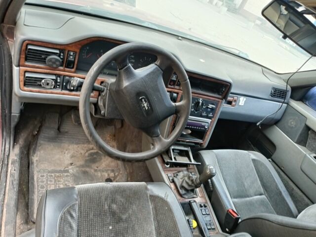 Красный Вольво 850, объемом двигателя 2 л и пробегом 500 тыс. км за 800 $, фото 8 на Automoto.ua