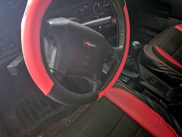 Вольво 850, объемом двигателя 2.5 л и пробегом 250 тыс. км за 500 $, фото 2 на Automoto.ua