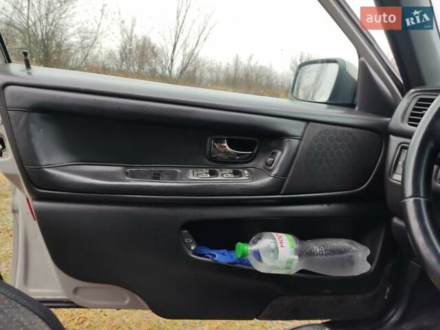 Серый Вольво 850, объемом двигателя 2.4 л и пробегом 350 тыс. км за 2200 $, фото 3 на Automoto.ua