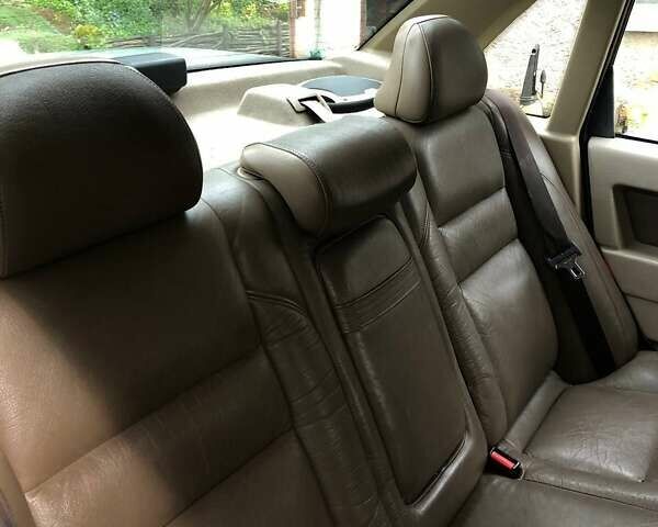 Серый Вольво 850, объемом двигателя 2.4 л и пробегом 345 тыс. км за 3300 $, фото 57 на Automoto.ua