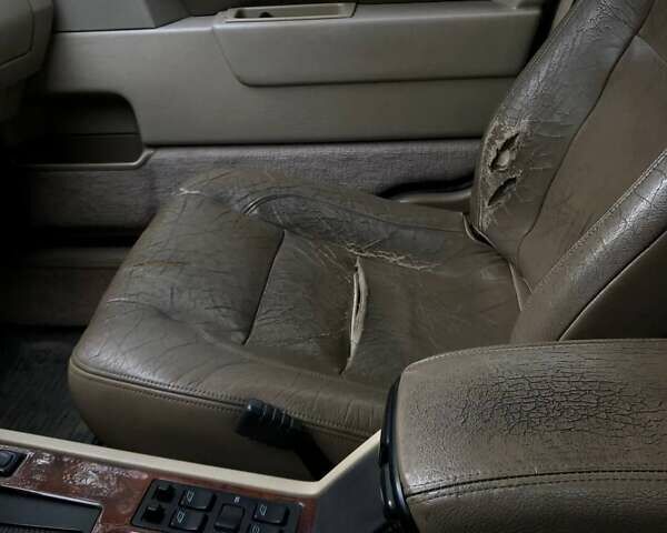 Серый Вольво 850, объемом двигателя 2.4 л и пробегом 345 тыс. км за 3300 $, фото 39 на Automoto.ua