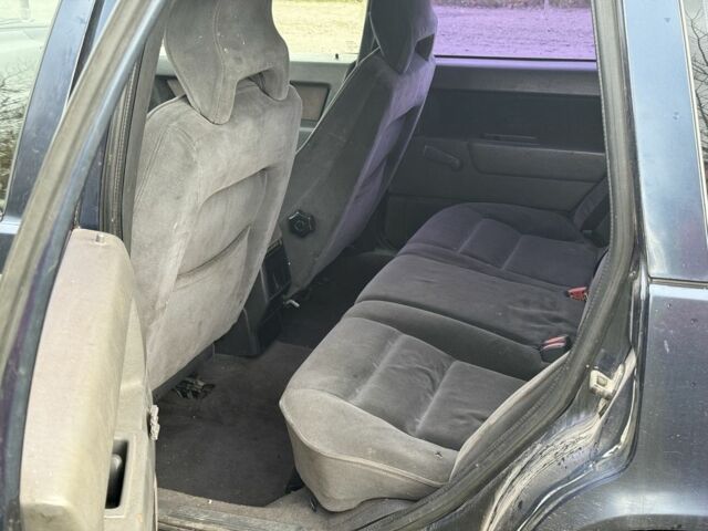 Синий Вольво 850, объемом двигателя 2 л и пробегом 250 тыс. км за 1800 $, фото 8 на Automoto.ua