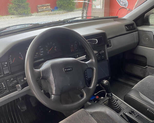 Зеленый Вольво 850, объемом двигателя 2.44 л и пробегом 380 тыс. км за 1700 $, фото 6 на Automoto.ua