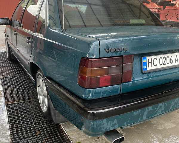 Зеленый Вольво 850, объемом двигателя 2.44 л и пробегом 380 тыс. км за 1700 $, фото 3 на Automoto.ua