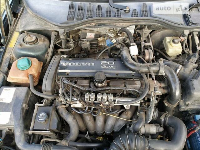 Зелений Вольво 850, об'ємом двигуна 2 л та пробігом 258 тис. км за 2600 $, фото 14 на Automoto.ua