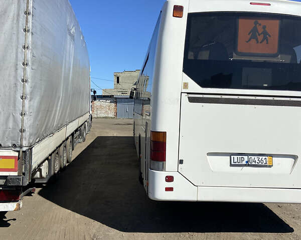Белый Вольво 8700, объемом двигателя 7.15 л и пробегом 793 тыс. км за 24499 $, фото 11 на Automoto.ua
