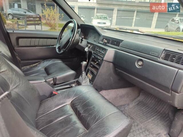 Белый Вольво 940, объемом двигателя 2.3 л и пробегом 398 тыс. км за 3200 $, фото 19 на Automoto.ua