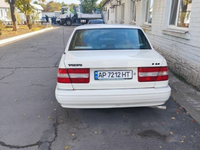 Білий Вольво 940, об'ємом двигуна 2.3 л та пробігом 300 тис. км за 3100 $, фото 9 на Automoto.ua