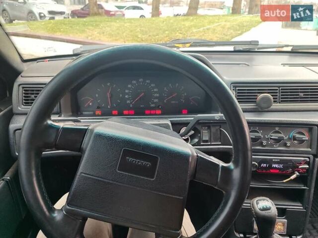 Белый Вольво 940, объемом двигателя 2.3 л и пробегом 398 тыс. км за 3200 $, фото 20 на Automoto.ua