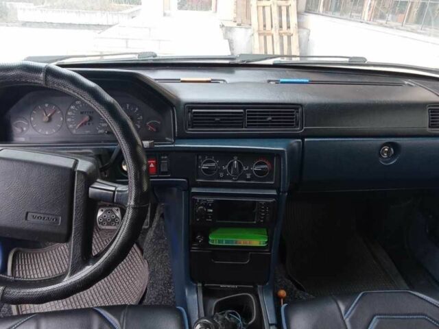 Черный Вольво 940, объемом двигателя 2.4 л и пробегом 502 тыс. км за 2500 $, фото 3 на Automoto.ua