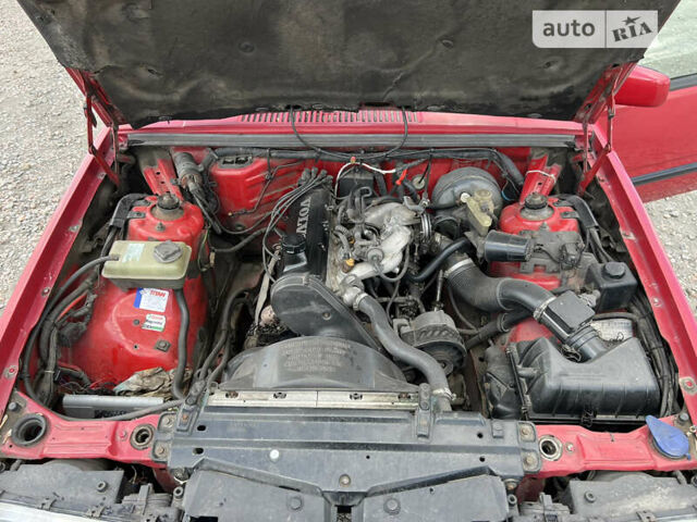 Червоний Вольво 940, об'ємом двигуна 2.3 л та пробігом 297 тис. км за 2299 $, фото 32 на Automoto.ua