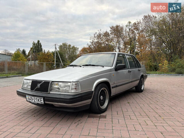 Вольво 940 1992 в Знаменке на Automoto.ua Серый Вольво 940, объемом двигателя 2.3 л и пробегом 168 тыс. км за 1900 $, фото 12 на Automoto.ua