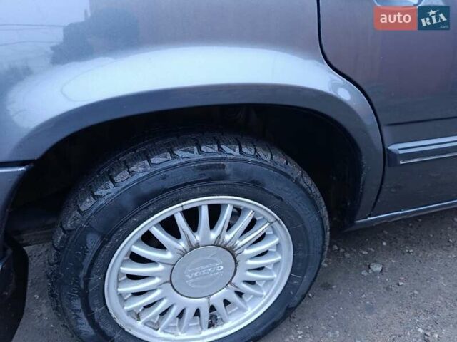 Серый Вольво 940, объемом двигателя 2.3 л и пробегом 345 тыс. км за 3800 $, фото 18 на Automoto.ua