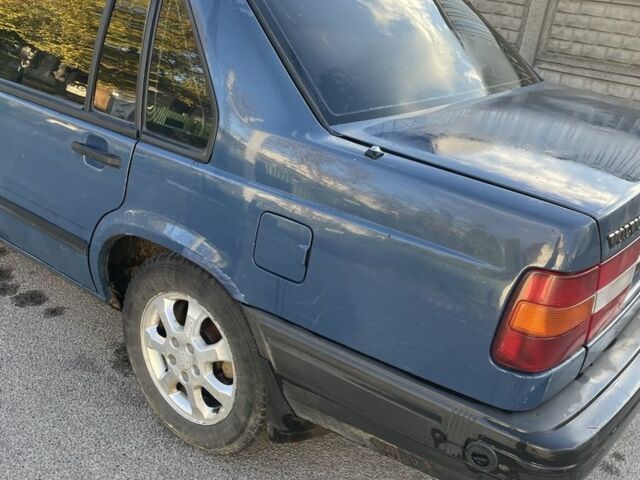 Синій Вольво 940, об'ємом двигуна 2.3 л та пробігом 100 тис. км за 1500 $, фото 3 на Automoto.ua