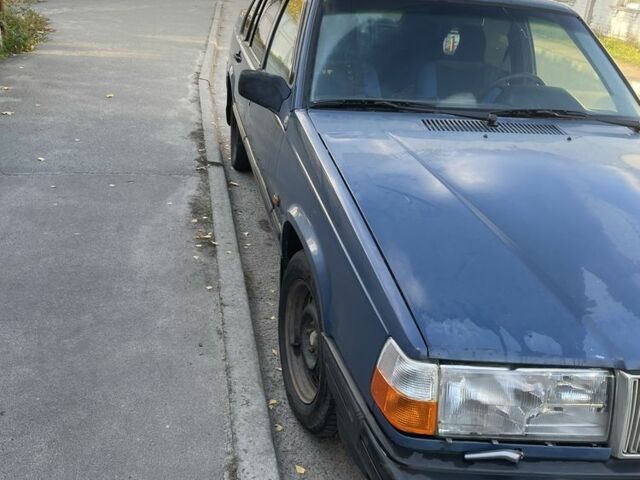 Синій Вольво 940, об'ємом двигуна 2.3 л та пробігом 100 тис. км за 1500 $, фото 2 на Automoto.ua