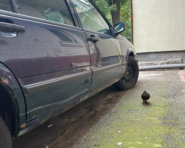 Синий Вольво 940, объемом двигателя 2.3 л и пробегом 326 тыс. км за 1750 $, фото 9 на Automoto.ua