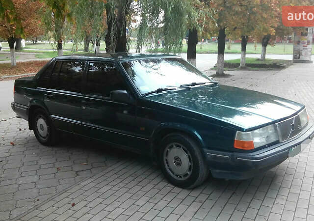 Зеленый Вольво 940, объемом двигателя 2 л и пробегом 210 тыс. км за 3100 $, фото 2 на Automoto.ua
