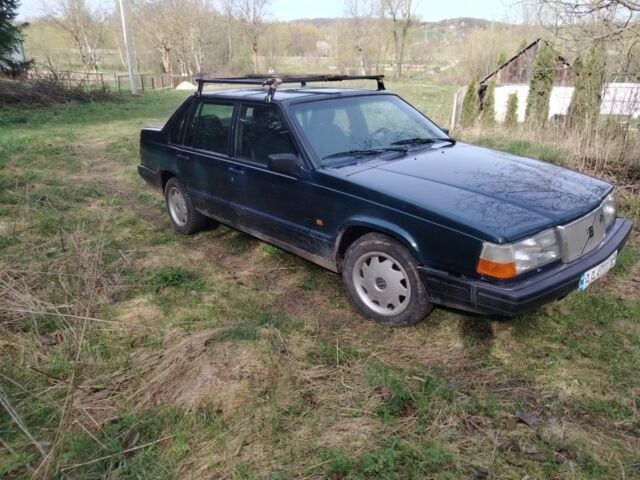 Зеленый Вольво 940, объемом двигателя 2.3 л и пробегом 550 тыс. км за 1000 $, фото 3 на Automoto.ua