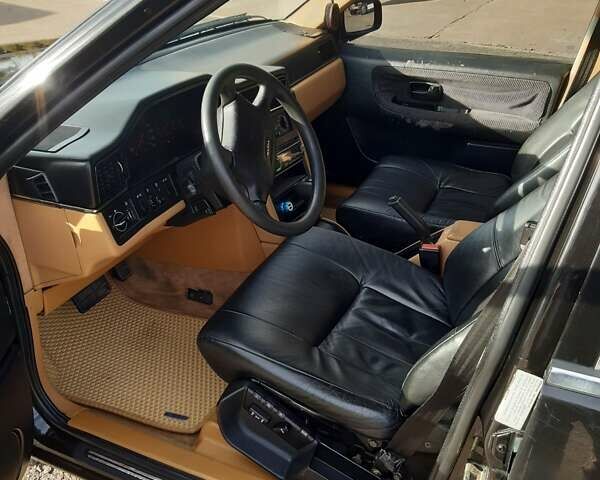 Чорний Вольво 960, об'ємом двигуна 2.92 л та пробігом 250 тис. км за 3200 $, фото 3 на Automoto.ua