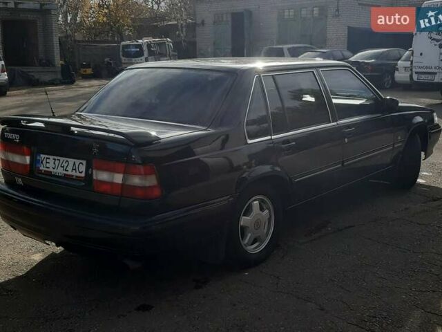Чорний Вольво 960, об'ємом двигуна 2.92 л та пробігом 250 тис. км за 3200 $, фото 2 на Automoto.ua
