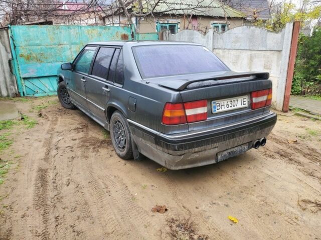 Серый Вольво 960, объемом двигателя 2.9 л и пробегом 450 тыс. км за 1897 $, фото 2 на Automoto.ua