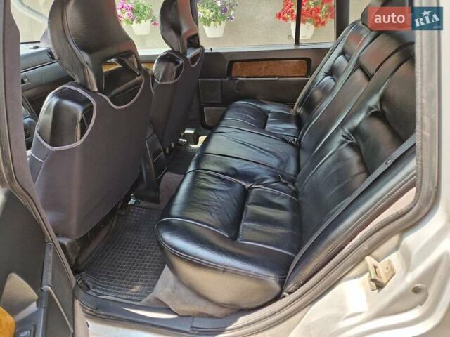 Серый Вольво 960, объемом двигателя 2.92 л и пробегом 370 тыс. км за 2900 $, фото 18 на Automoto.ua