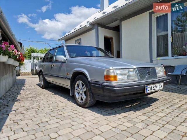 Серый Вольво 960, объемом двигателя 2.92 л и пробегом 370 тыс. км за 2900 $, фото 1 на Automoto.ua