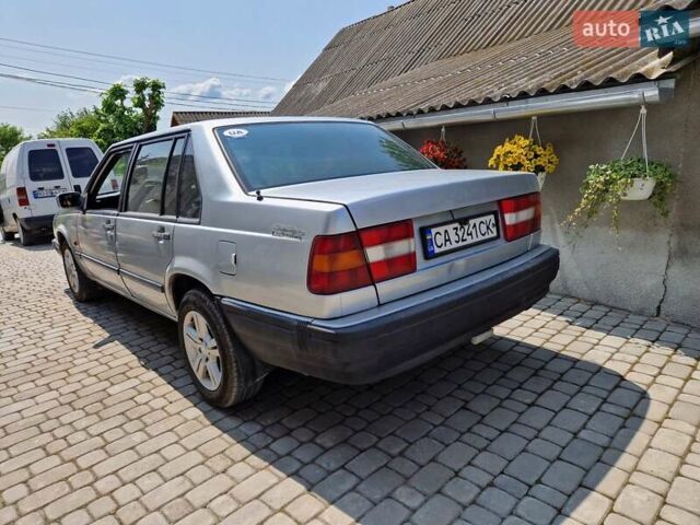 Серый Вольво 960, объемом двигателя 2.92 л и пробегом 370 тыс. км за 2900 $, фото 4 на Automoto.ua