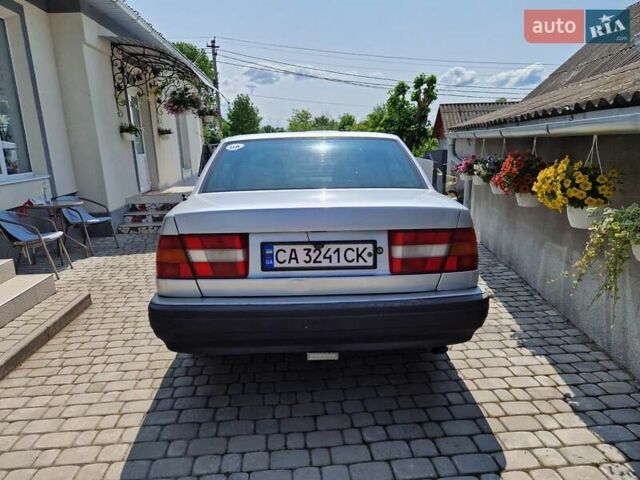 Серый Вольво 960, объемом двигателя 2.92 л и пробегом 370 тыс. км за 2900 $, фото 3 на Automoto.ua