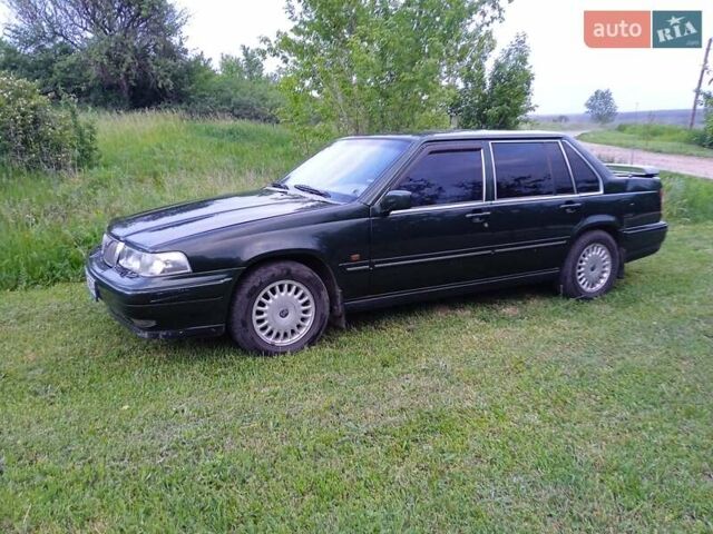 Зеленый Вольво 960, объемом двигателя 2.9 л и пробегом 370 тыс. км за 3100 $, фото 3 на Automoto.ua