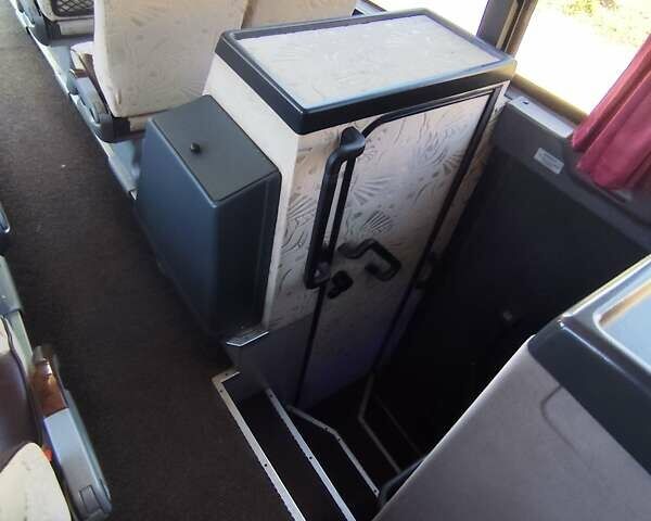 Вольво 9900, объемом двигателя 12.13 л и пробегом 630 тыс. км за 25600 $, фото 5 на Automoto.ua