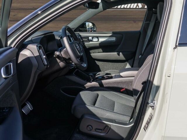 Серый Вольво A, объемом двигателя 0 л и пробегом 4 тыс. км за 63389 $, фото 16 на Automoto.ua