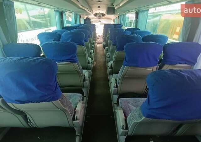 Белый Вольво Б12, объемом двигателя 12.13 л и пробегом 402 тыс. км за 39000 $, фото 16 на Automoto.ua