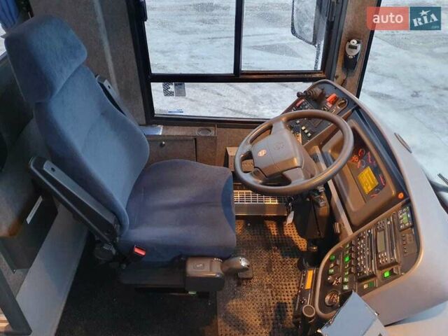 Серый Вольво Б12, объемом двигателя 12 л и пробегом 265 тыс. км за 48841 $, фото 26 на Automoto.ua