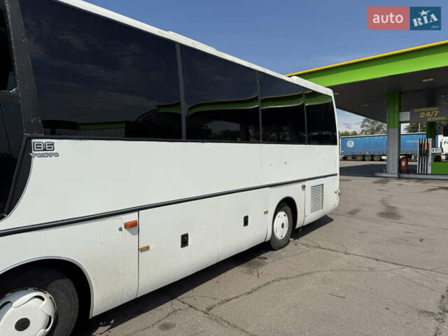 Белый Вольво B6, объемом двигателя 0 л и пробегом 896 тыс. км за 6500 $, фото 1 на Automoto.ua