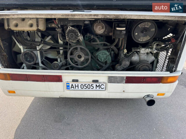 Белый Вольво B6, объемом двигателя 0 л и пробегом 896 тыс. км за 6500 $, фото 4 на Automoto.ua