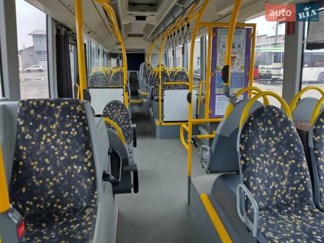 Желтый Вольво Б7Р, объемом двигателя 9.4 л и пробегом 500 тыс. км за 29900 $, фото 8 на Automoto.ua