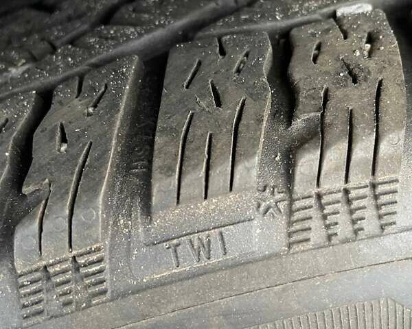 Белый Вольво Ц30, объемом двигателя 1.98 л и пробегом 196 тыс. км за 7600 $, фото 64 на Automoto.ua