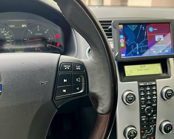 Белый Вольво Ц30, объемом двигателя 1.56 л и пробегом 272 тыс. км за 9292 $, фото 69 на Automoto.ua