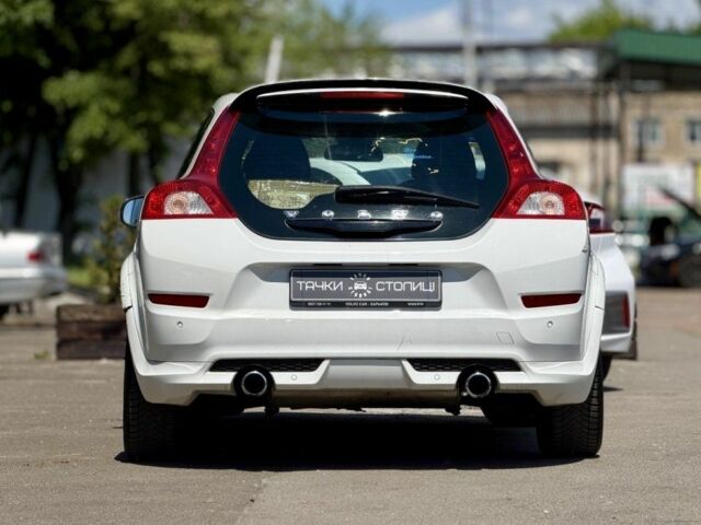 Білий Вольво C30, об'ємом двигуна 2 л та пробігом 211 тис. км за 6500 $, фото 3 на Automoto.ua