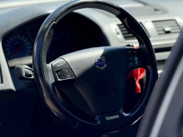 Білий Вольво C30, об'ємом двигуна 2 л та пробігом 211 тис. км за 6500 $, фото 10 на Automoto.ua