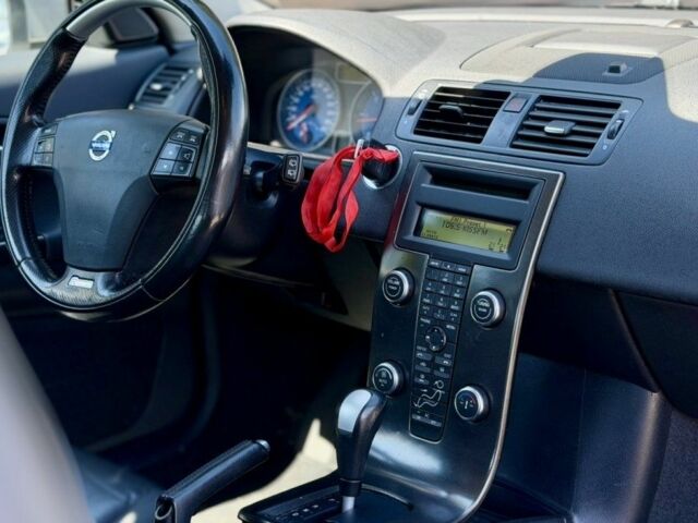 Білий Вольво C30, об'ємом двигуна 2 л та пробігом 211 тис. км за 6500 $, фото 13 на Automoto.ua